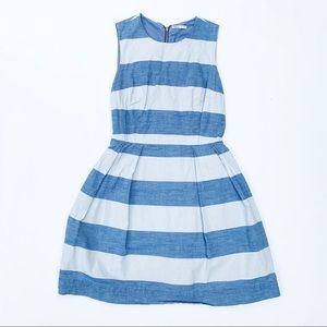 4/$20 GAP Fit & Flare Dress - Size 4